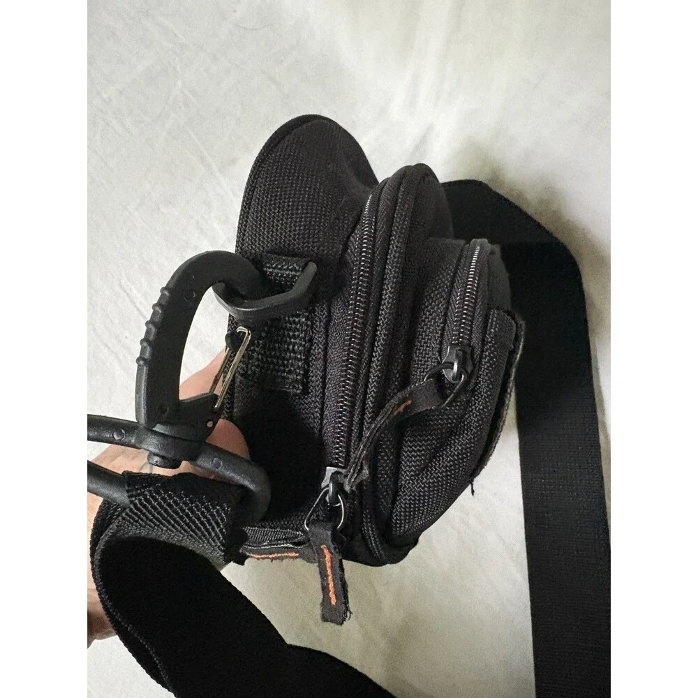 Samsonite Small Camera Bag Black 2 Pockets Case Belt Loop and Shoulder Strap